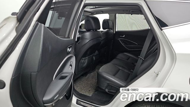 Hyundai Santafe 2016 — photo 19