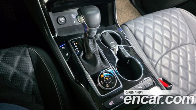 Kia Mohave 2022 — photo 9