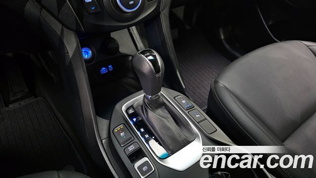 Hyundai Santafe 2018 — photo 9