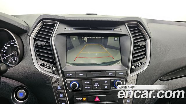 Hyundai Santafe 2018 — photo 17