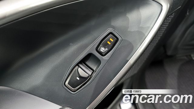 Hyundai Santafe 2018 — photo 19