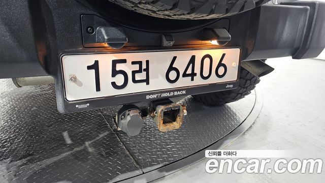Jeep Wrangler 2017 — photo 19