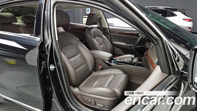 Kia K7 2016 — photo 10