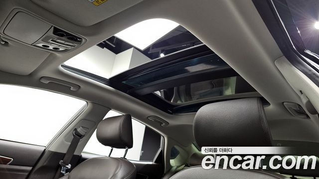 Kia K7 2016 — photo 17