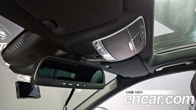 Mercedes-Benz S-Class 2015 — photo 17
