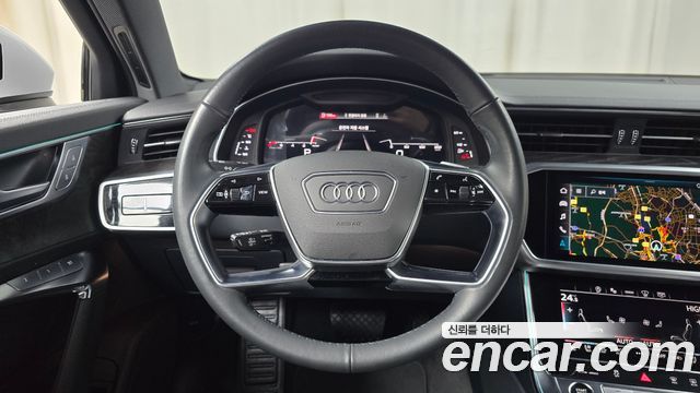 Audi A6 2022 — photo 13