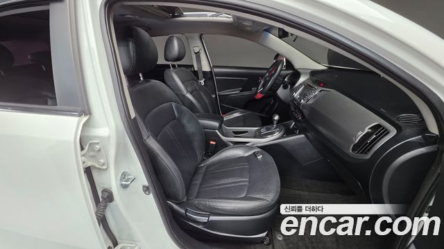 Kia Sportage 2016 — photo 10