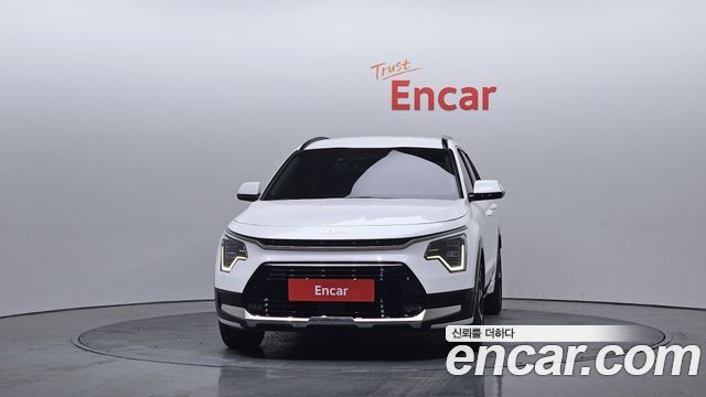 Kia Niro 2024 — photo 3