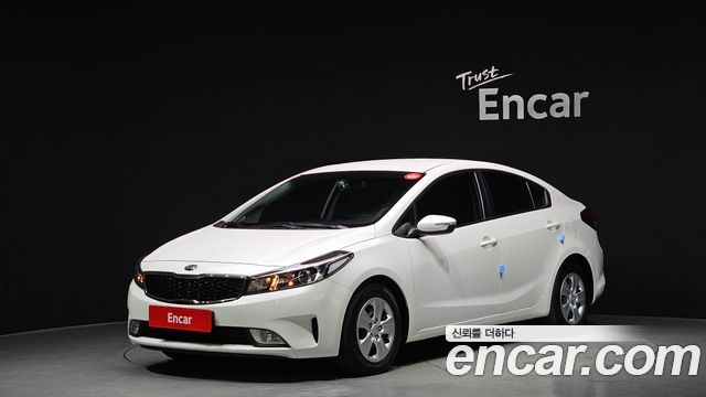 Kia K3 2018 — photo 1
