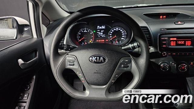 Kia K3 2018 — photo 13