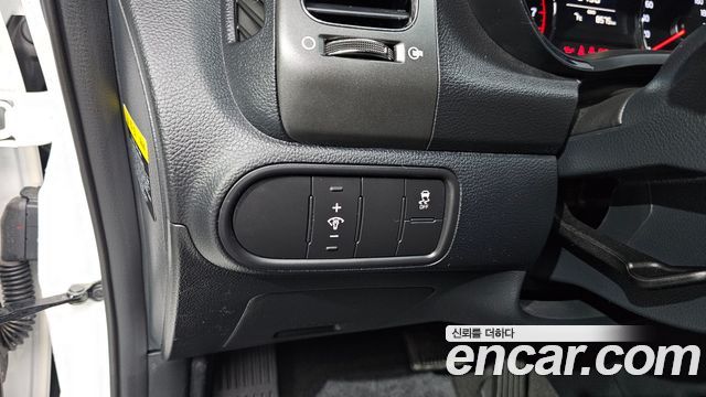 Kia K3 2018 — photo 15