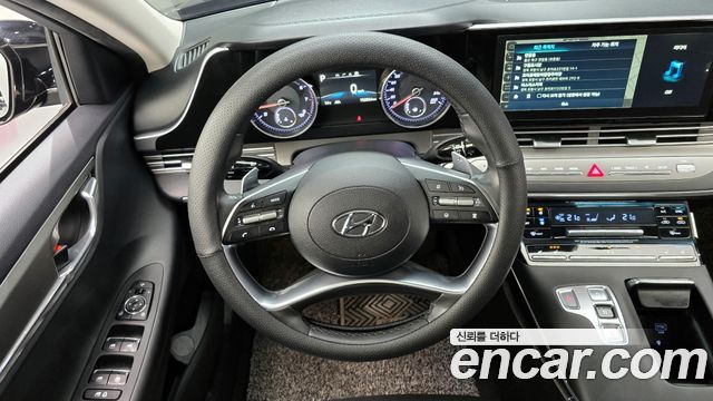 Hyundai Grandeur 2022 — photo 14