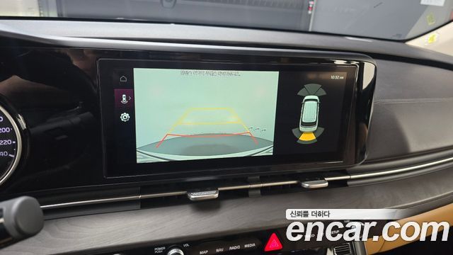Kia Canival 2023 — photo 19