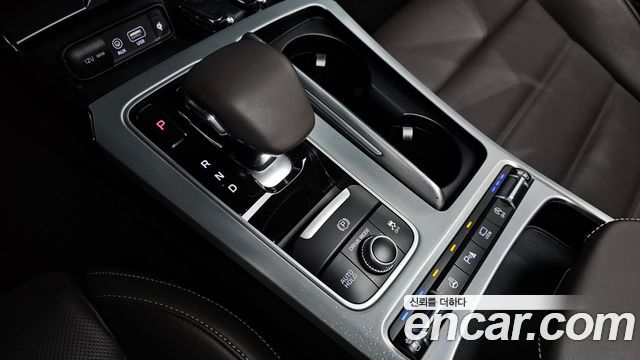 Kia Stinger 2019 — photo 9