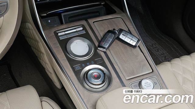 Genesis GV80 2020 — photo 9