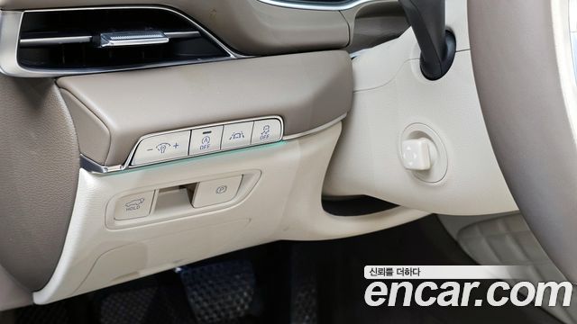 Genesis GV80 2020 — photo 16