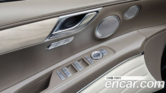 Genesis GV80 2020 — photo 19