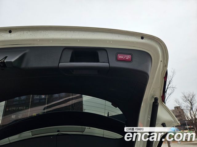 Mercedes-Benz GLA-Class 2016 — photo 9