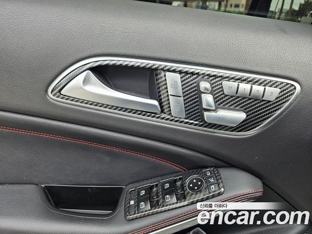 Mercedes-Benz GLA-Class 2016 — photo 11