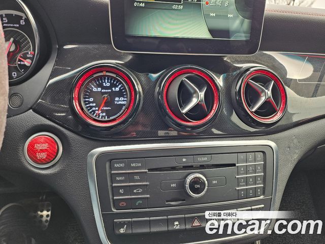 Mercedes-Benz GLA-Class 2016 — photo 18
