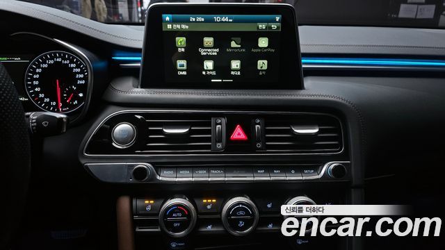 Genesis G70 2018 — photo 15