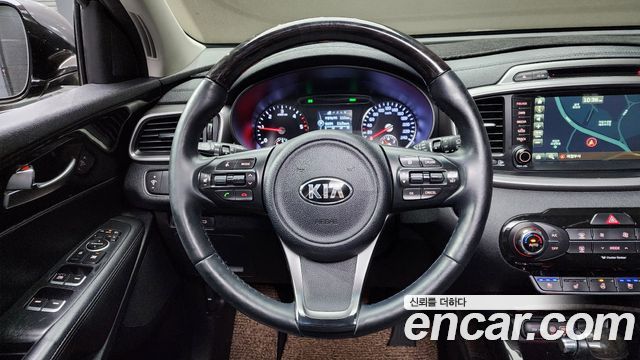 Kia Sorento 2015 — photo 13