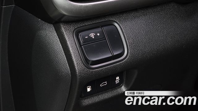 Kia K5 2016 — photo 16