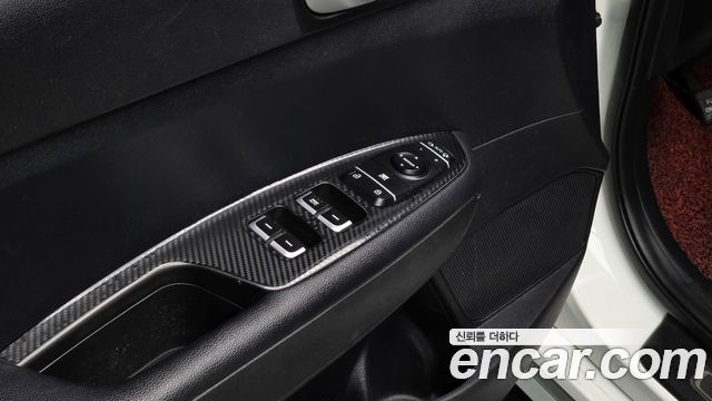 Kia K5 2016 — photo 17