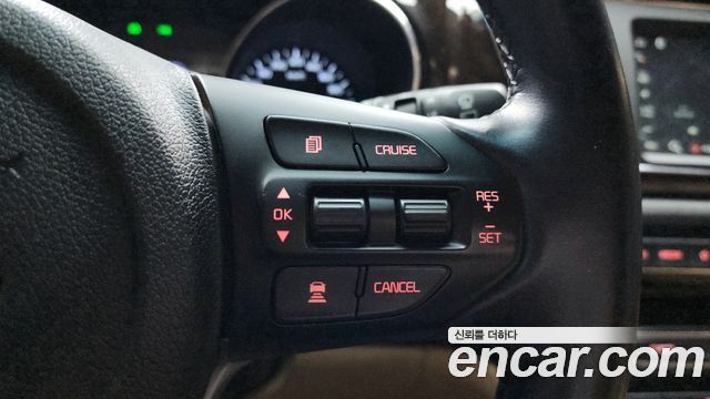 Kia Canival 2019 — photo 18