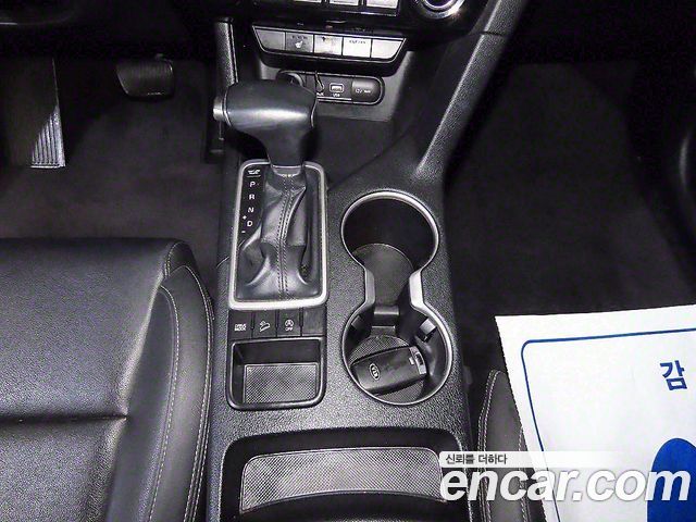 Kia Sportage 2016 — photo 12