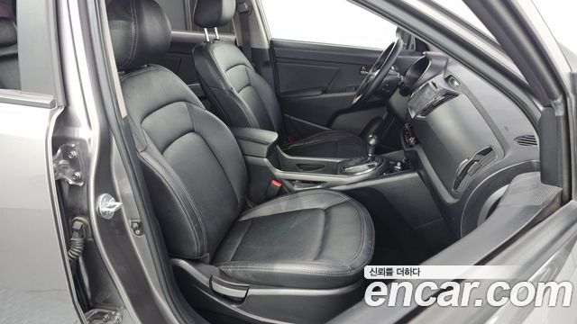 Kia Sportage 2013 — photo 10