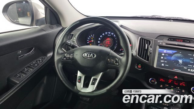 Kia Sportage 2013 — photo 13
