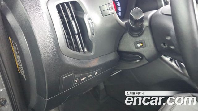 Kia Sportage 2013 — photo 16