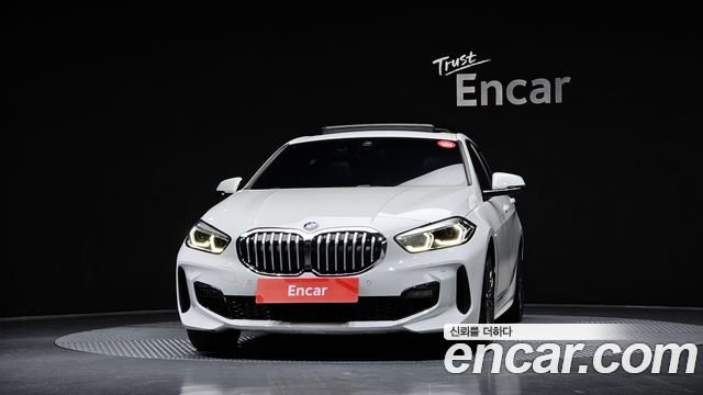 BMW 1-Series 2024 — photo 3