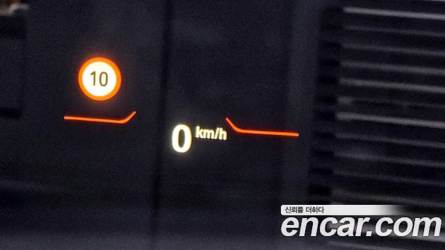 BMW 1-Series 2024 — photo 19