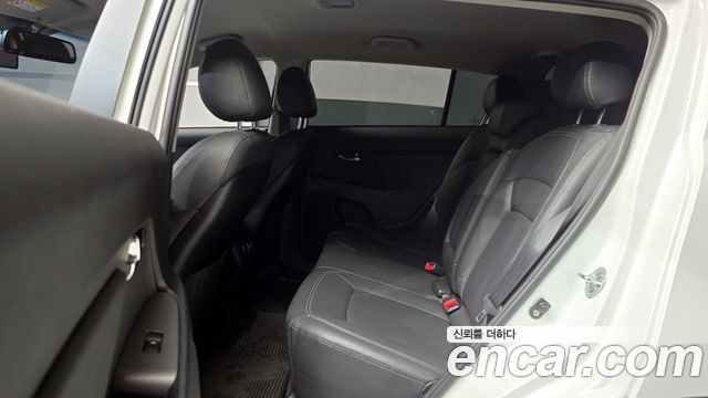Kia Sportage 2016 — photo 13
