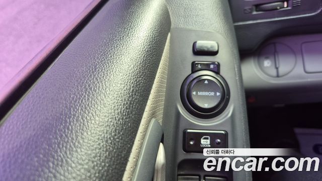 Hyundai Starex 2015 — photo 13