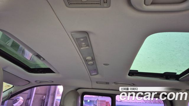 Hyundai Starex 2015 — photo 18