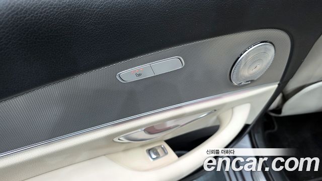 Mercedes-Benz E-Class 2017 — photo 17