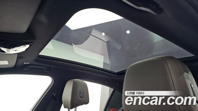 BMW 5-Series 2025 — photo 17
