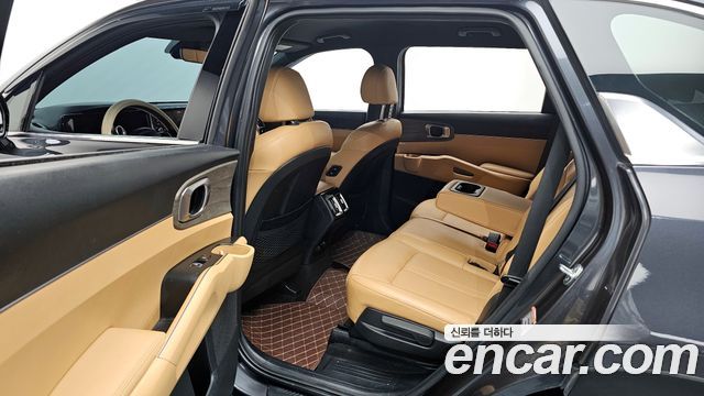Kia Sorento 2021 — photo 11