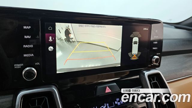 Kia Sorento 2021 — photo 16