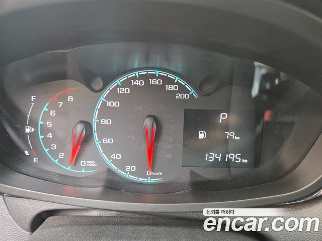 Chevrolet Korea Spark 2017 — photo 13