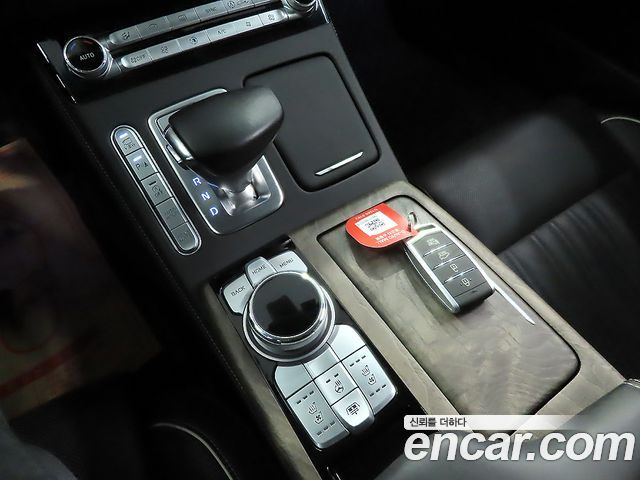 Genesis G90 2020 — photo 13