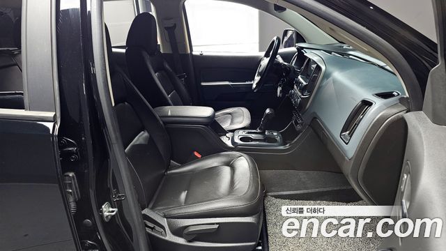 Chevrolet Korea Colorado 2021 — photo 10