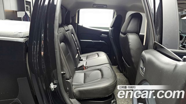 Chevrolet Korea Colorado 2021 — photo 11