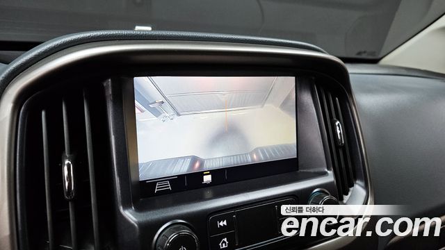 Chevrolet Korea Colorado 2021 — photo 15