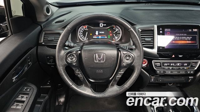 Honda Pilot 2017 — photo 13