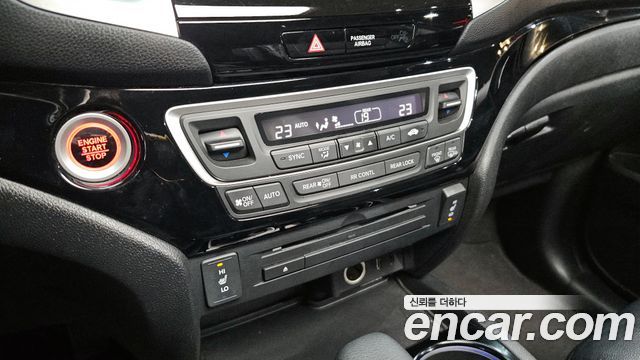 Honda Pilot 2017 — photo 15