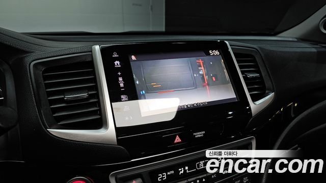 Honda Pilot 2017 — photo 17
